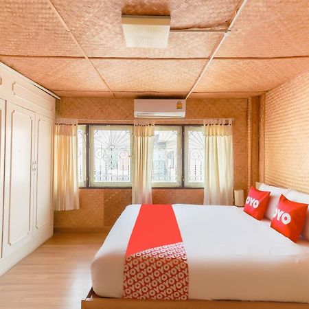 Oyo 743 Sweet Mango Cafe And Hostel شيانغ ماي المظهر الخارجي الصورة