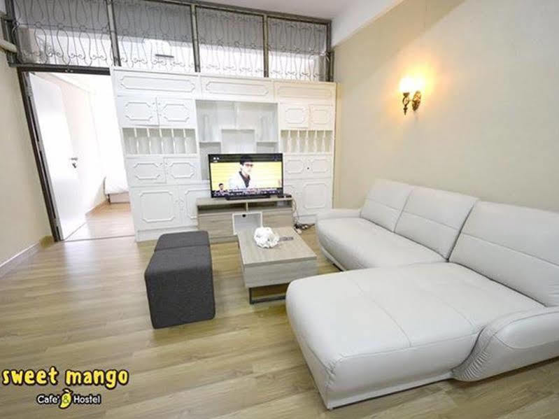 Oyo 743 Sweet Mango Cafe And Hostel شيانغ ماي المظهر الخارجي الصورة