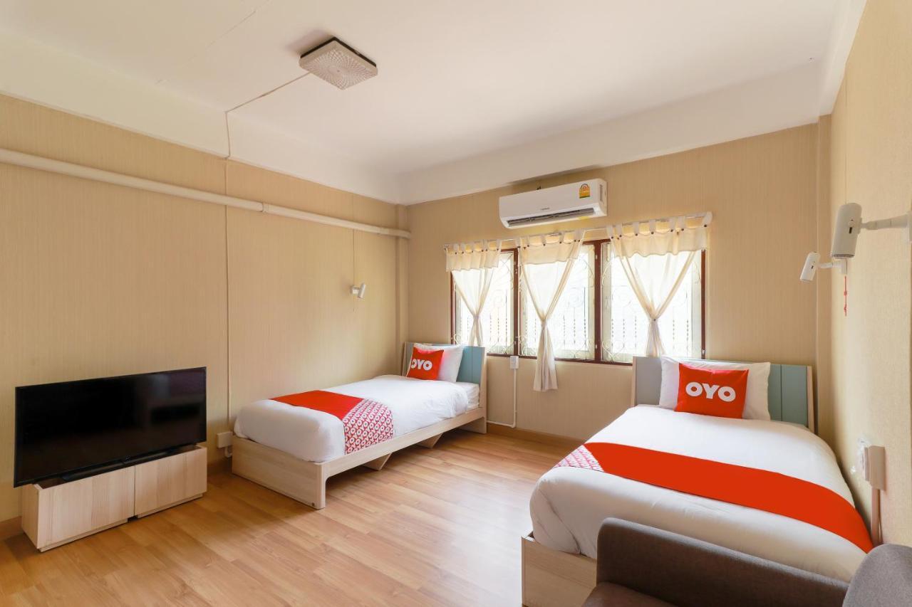 Oyo 743 Sweet Mango Cafe And Hostel شيانغ ماي المظهر الخارجي الصورة