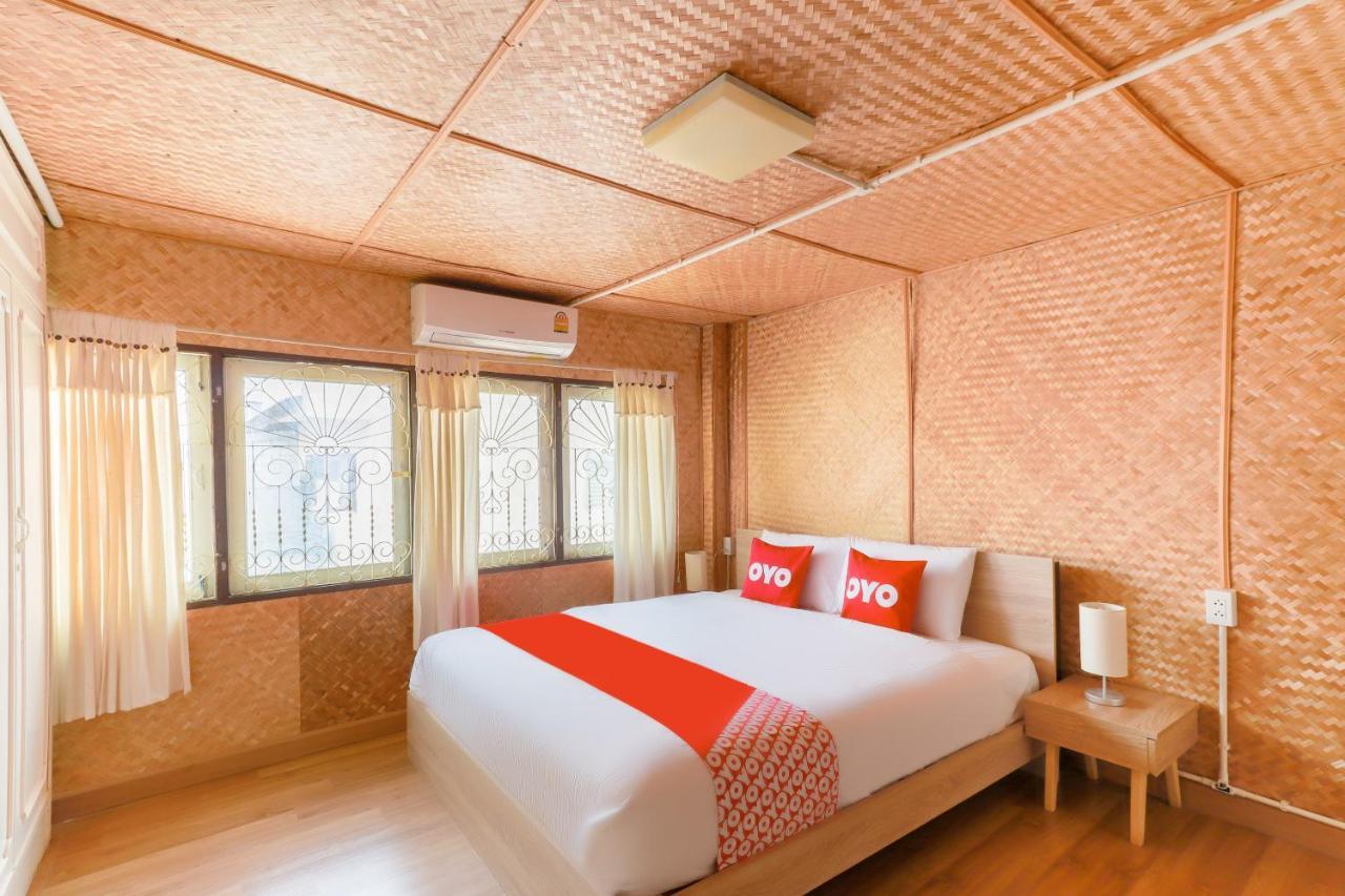 Oyo 743 Sweet Mango Cafe And Hostel شيانغ ماي المظهر الخارجي الصورة