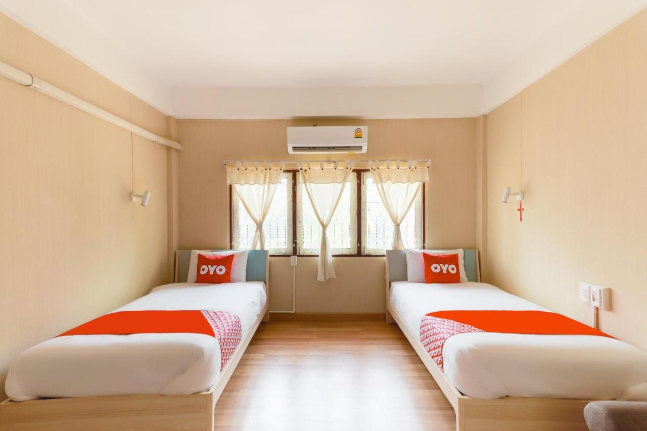 Oyo 743 Sweet Mango Cafe And Hostel شيانغ ماي المظهر الخارجي الصورة